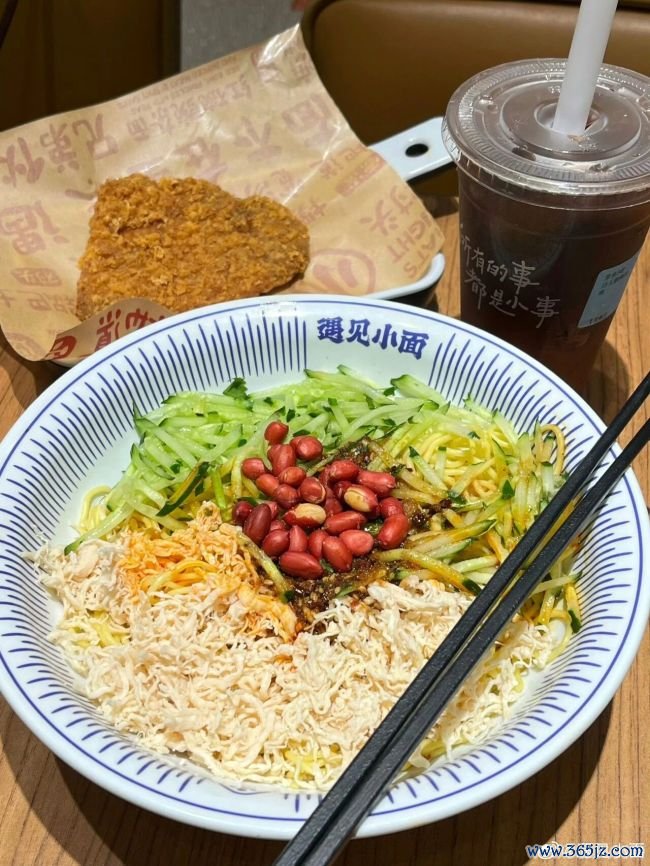 连环舆情突袭,碰见小面牌号蒙尘